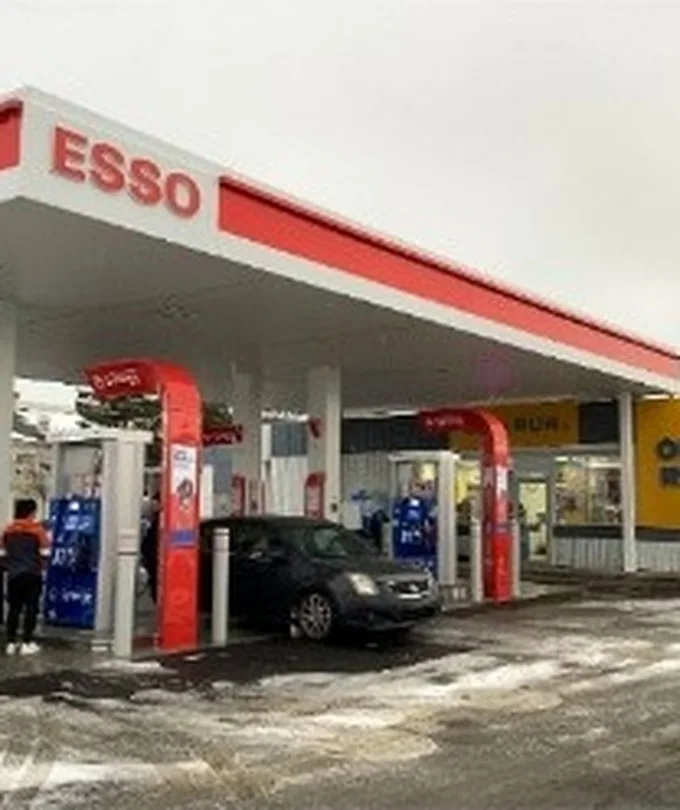 Esso / On the Run: project interior
